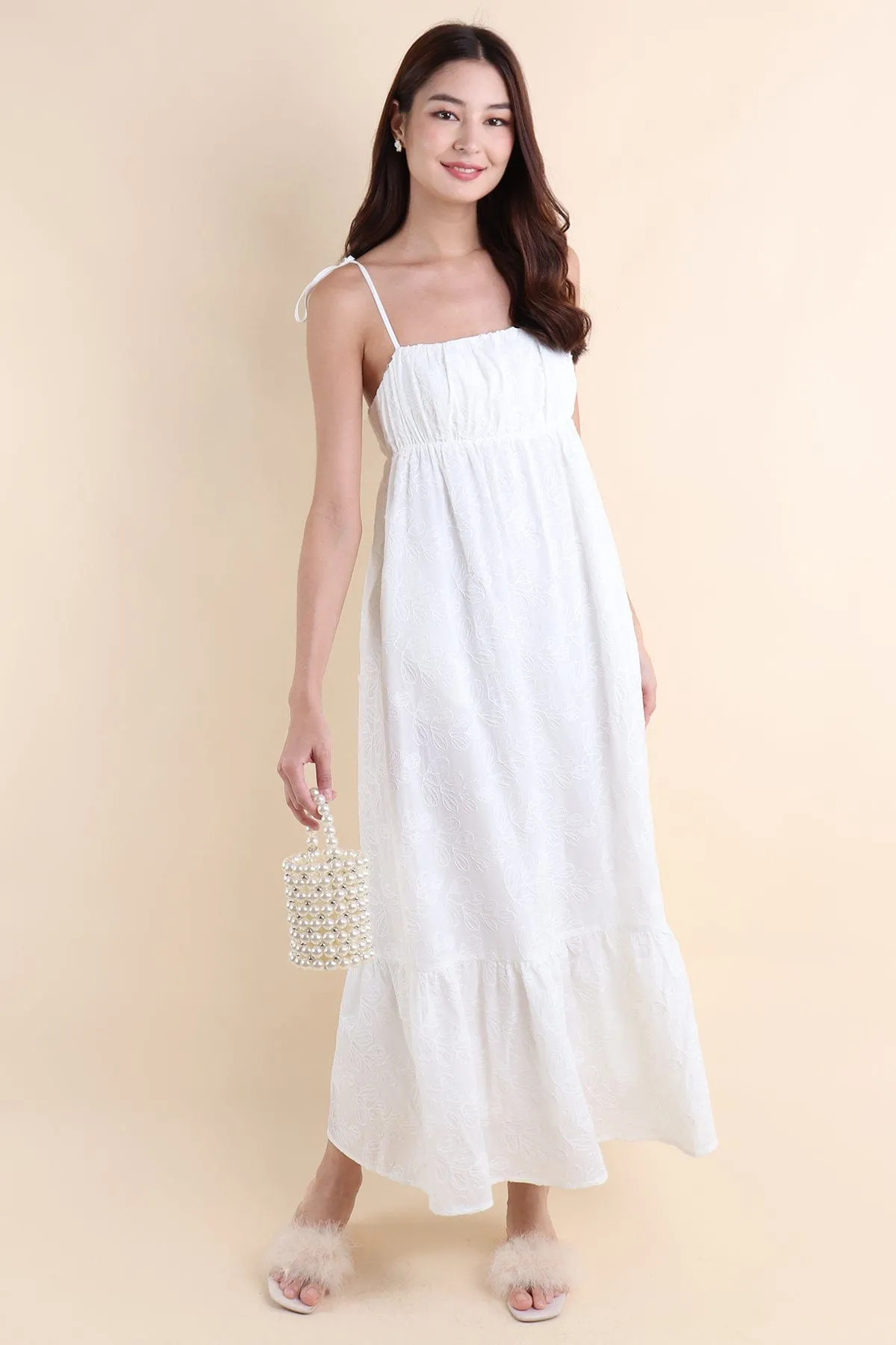 AMOUR TEXTURED MAXI DRESS IN WHITE