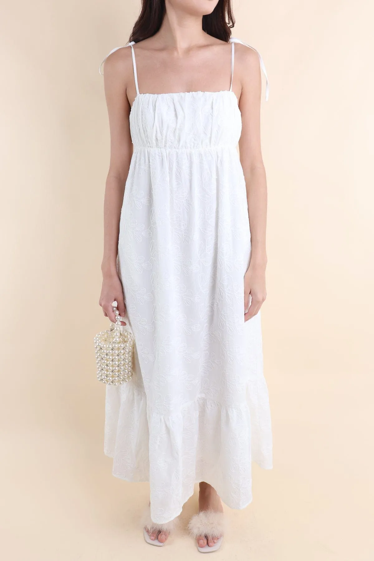 AMOUR TEXTURED MAXI DRESS IN WHITE