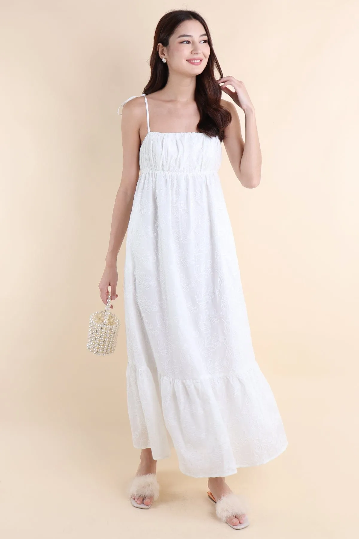 AMOUR TEXTURED MAXI DRESS IN WHITE