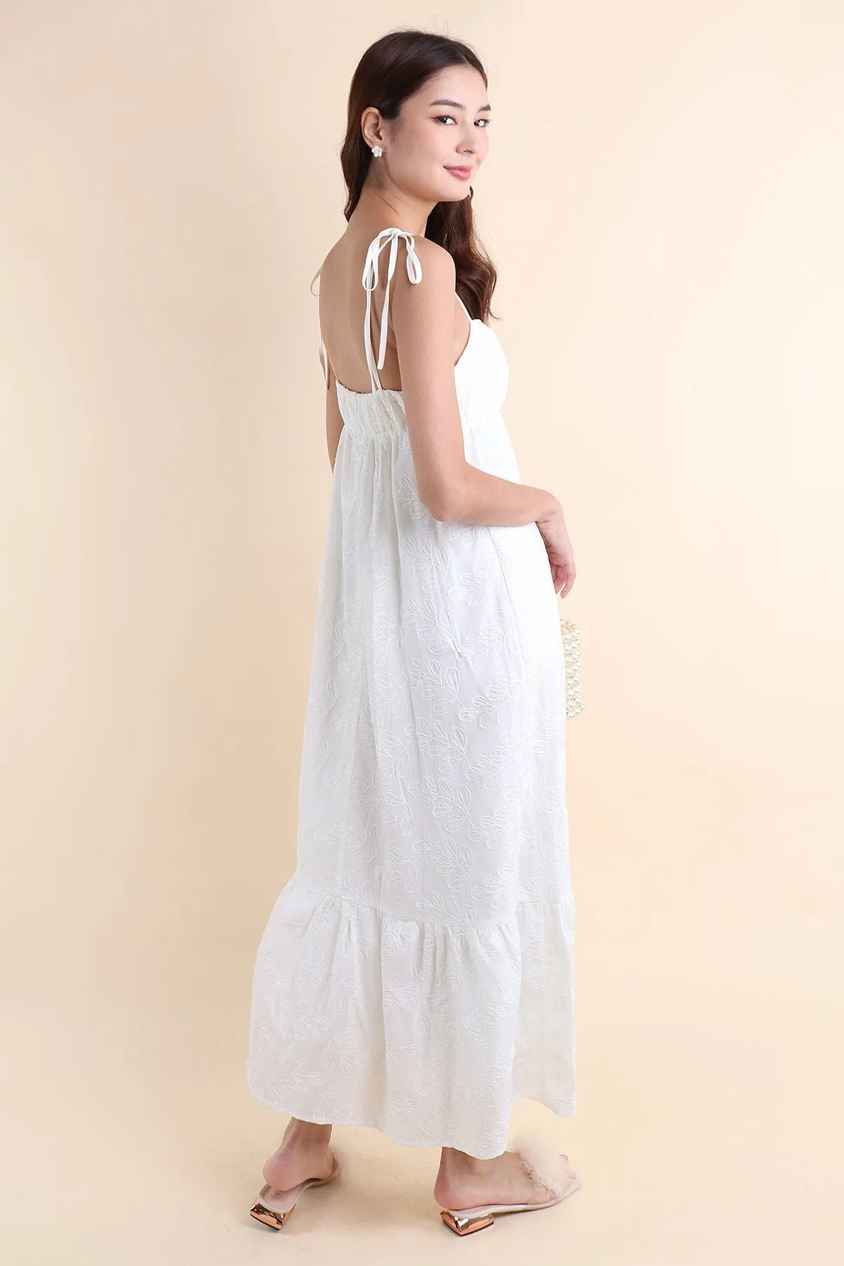 AMOUR TEXTURED MAXI DRESS IN WHITE