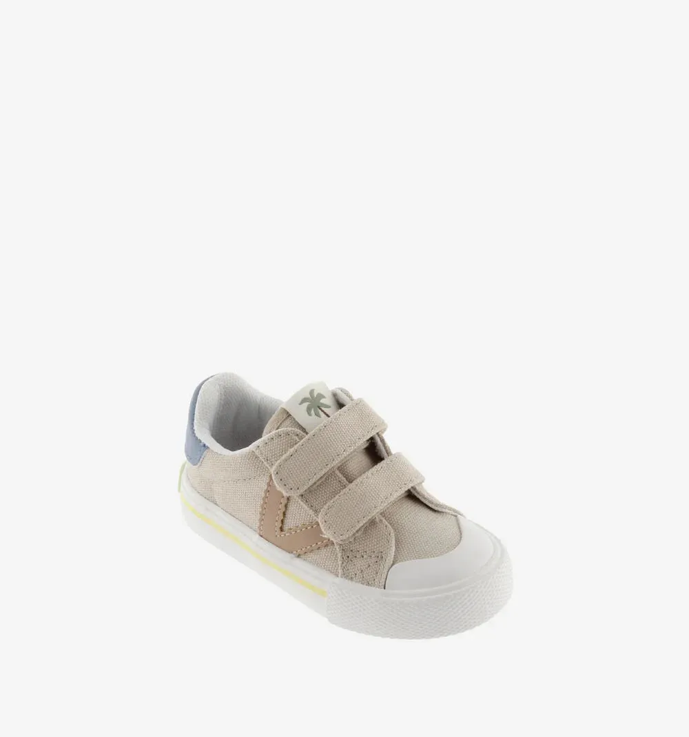 Beige canvas sneaker with  "V"