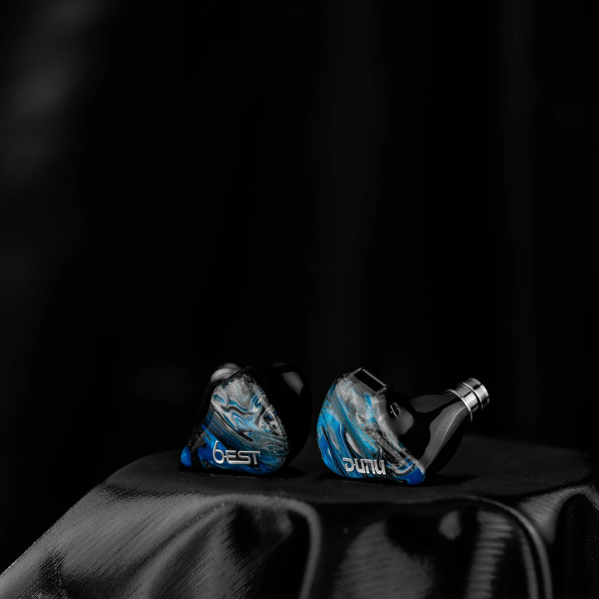 DUNU SA6 EST In-Ear Monitors