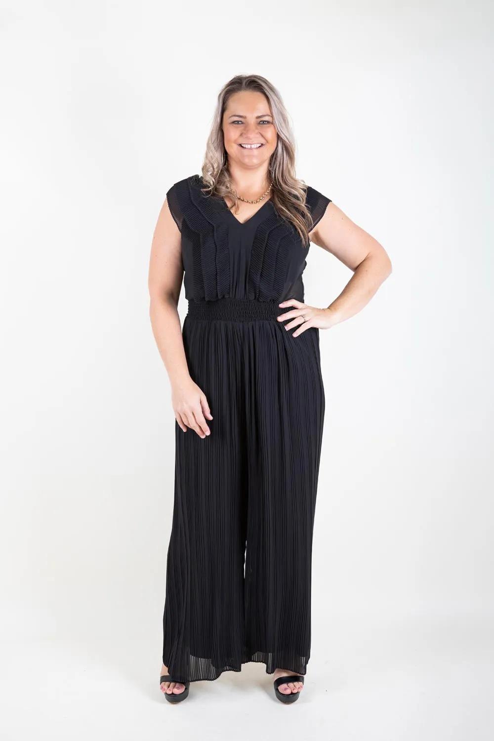 Frank Lyman - 231413 Pleat Jumpsuit