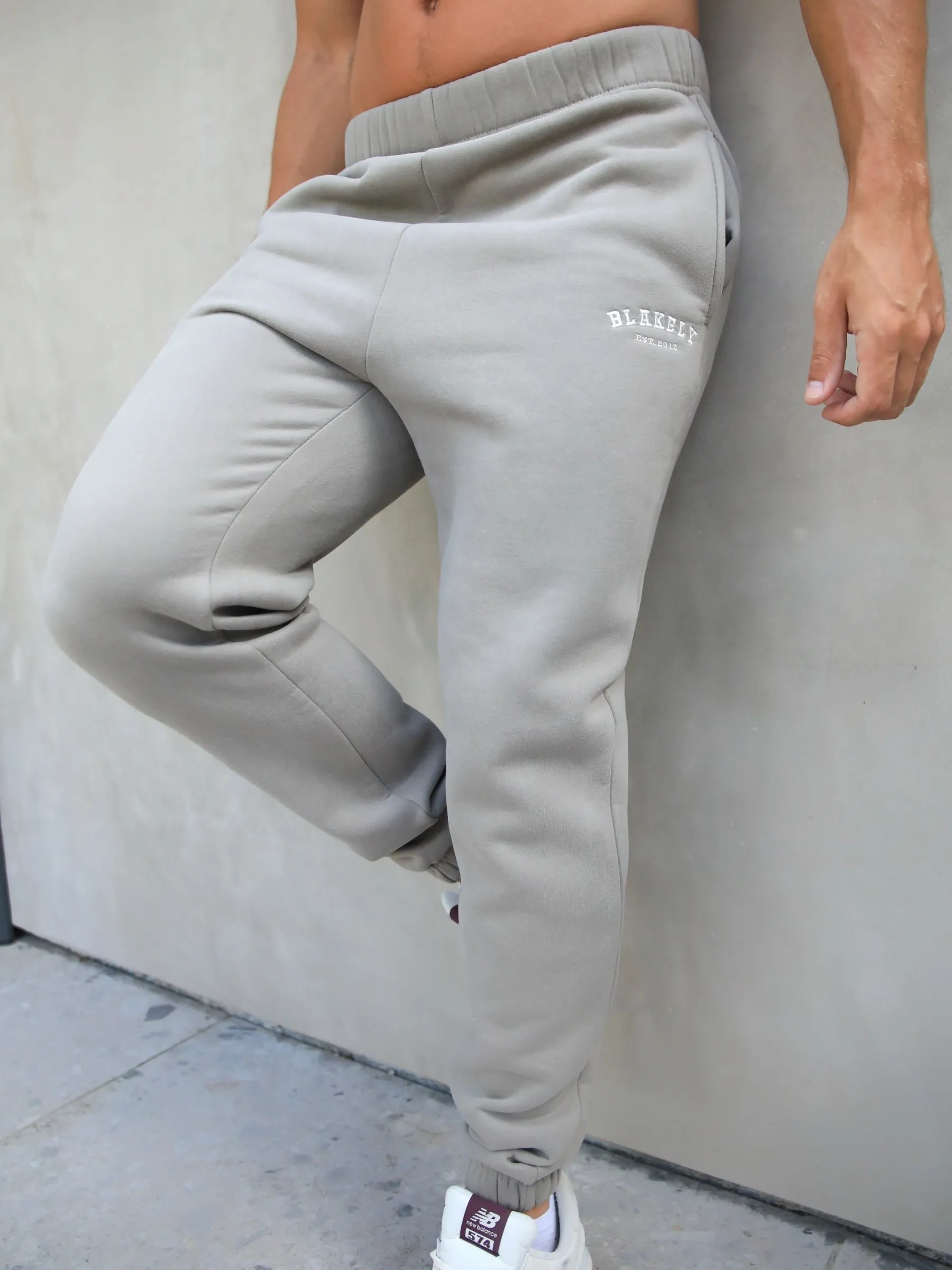 Heritage Relaxed Sweatpants - Neutral Grey