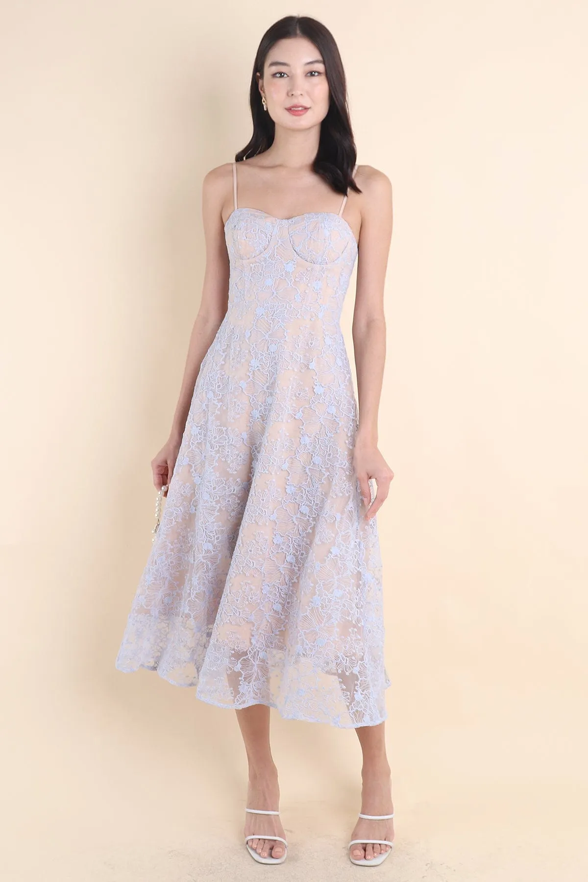 LAVIN LACE EMBOSSED MAXI IN BLUE