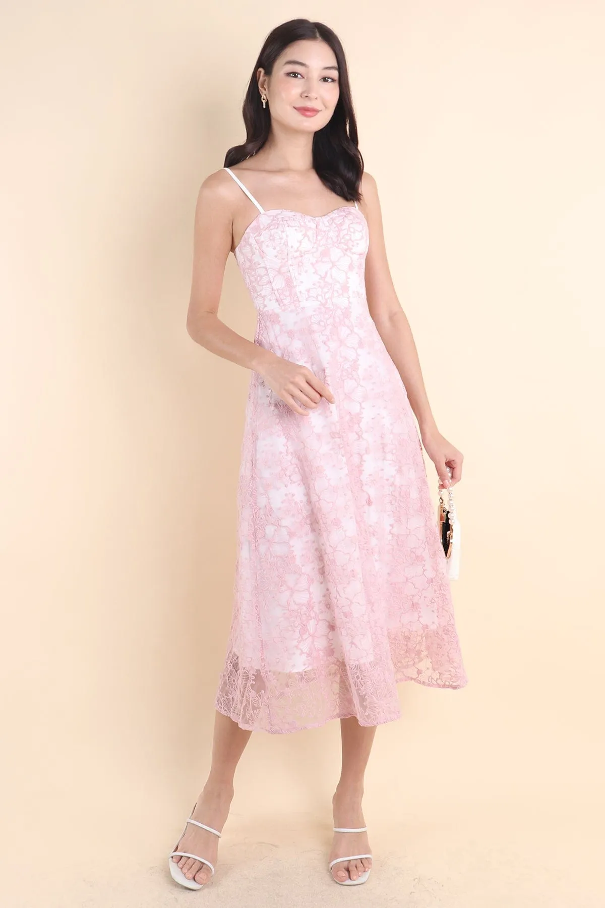 LAVIN LACE EMBOSSED MAXI IN PINK