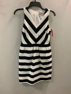 LOFT Dresses and Skirts Size 2P BLK/WHT Stripe SLEEVELESS Dress