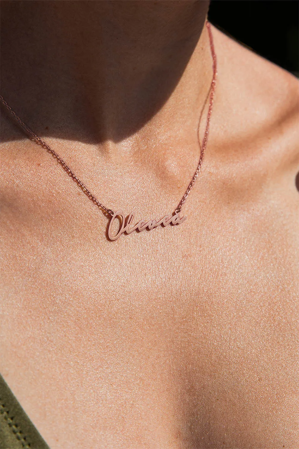 Name Necklace Italics Rosegold