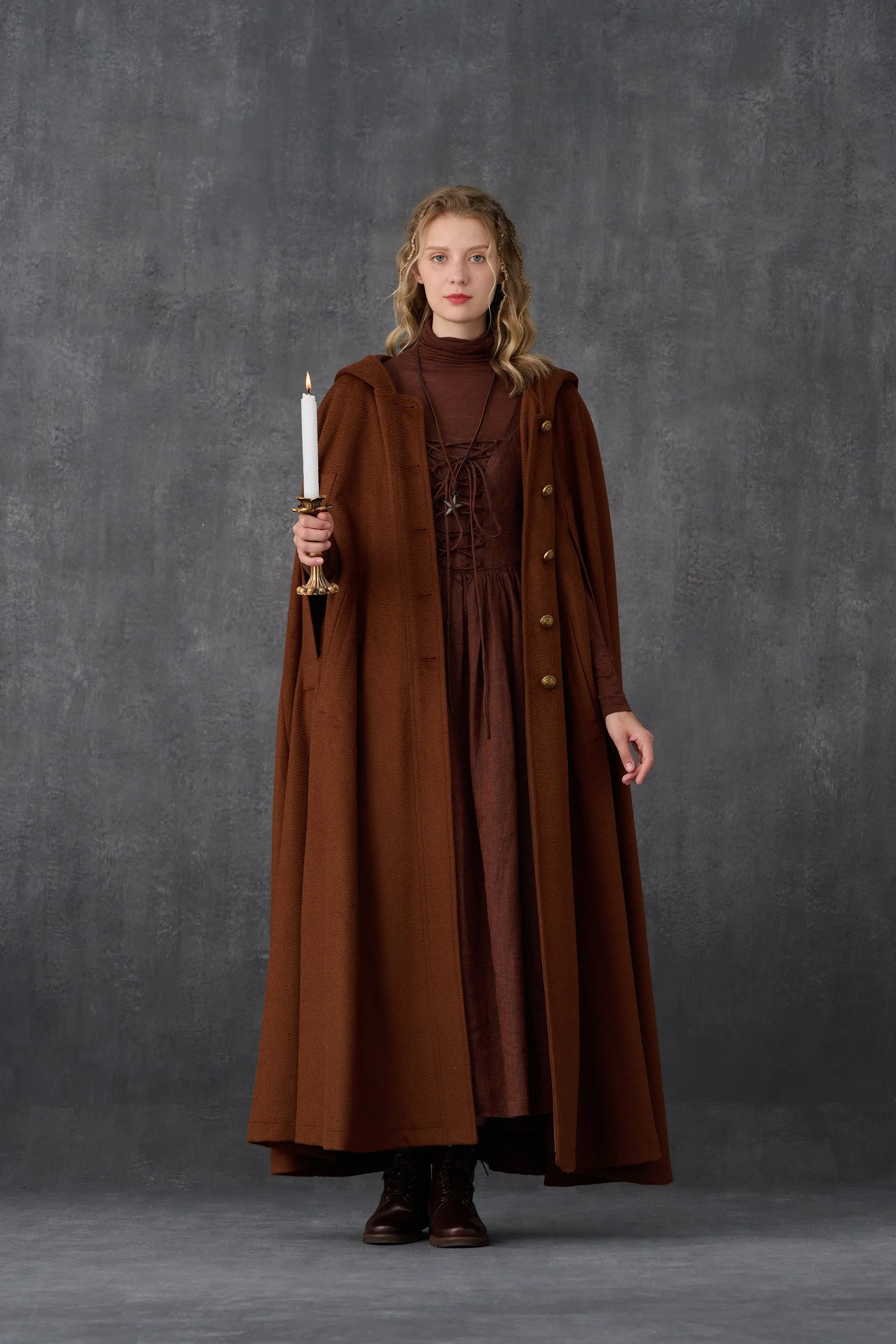 Parini 33 | Maxi Hooded wool cloak coat