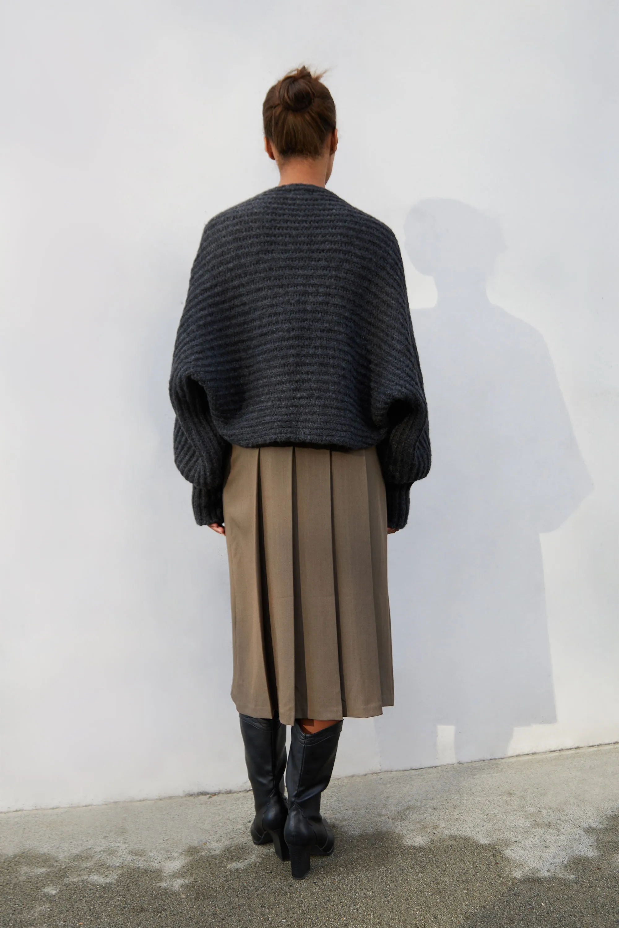 PLEATED MIDI SKIRT