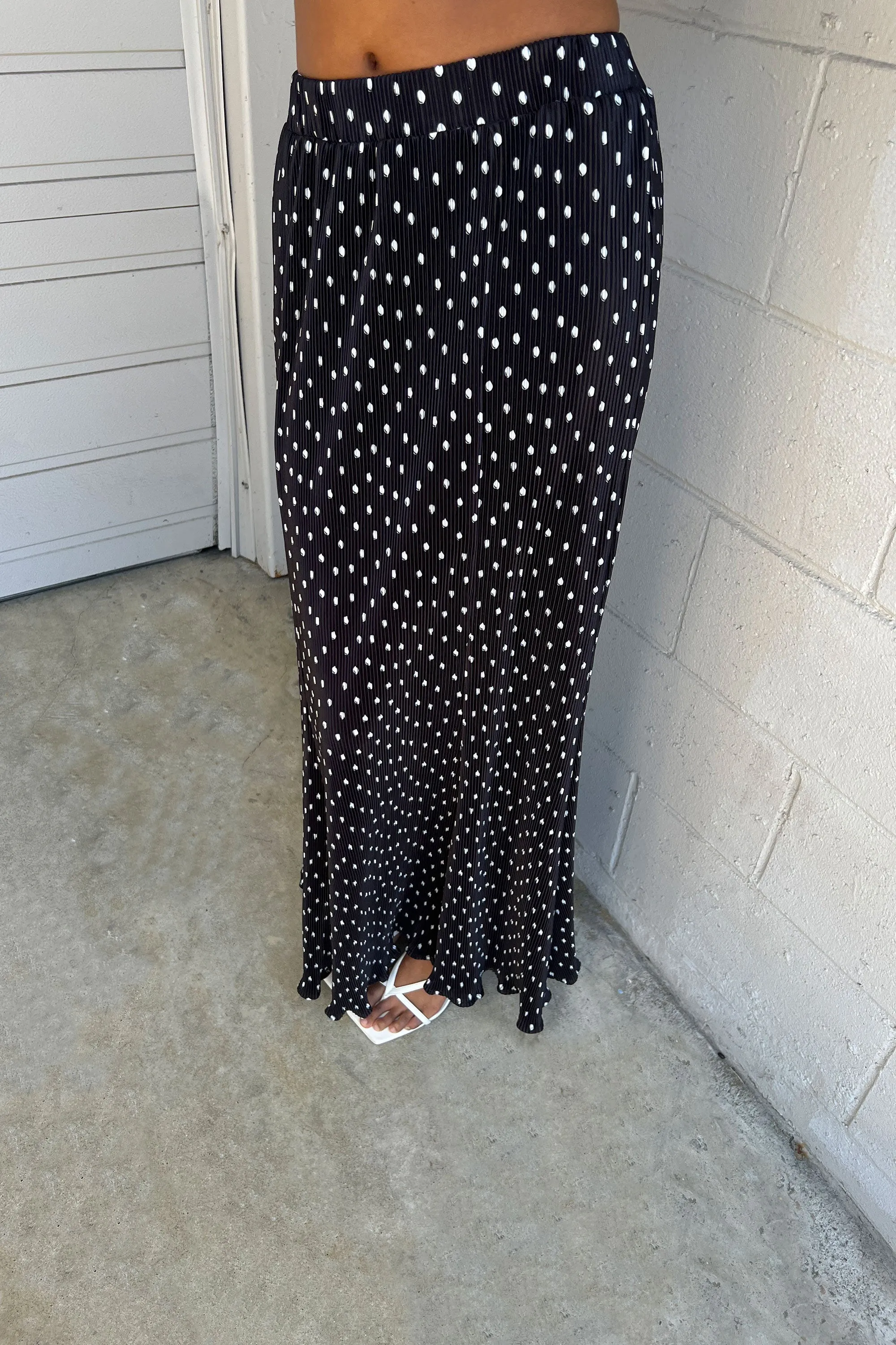 PLEATED PRINTED MAXI SKIRT