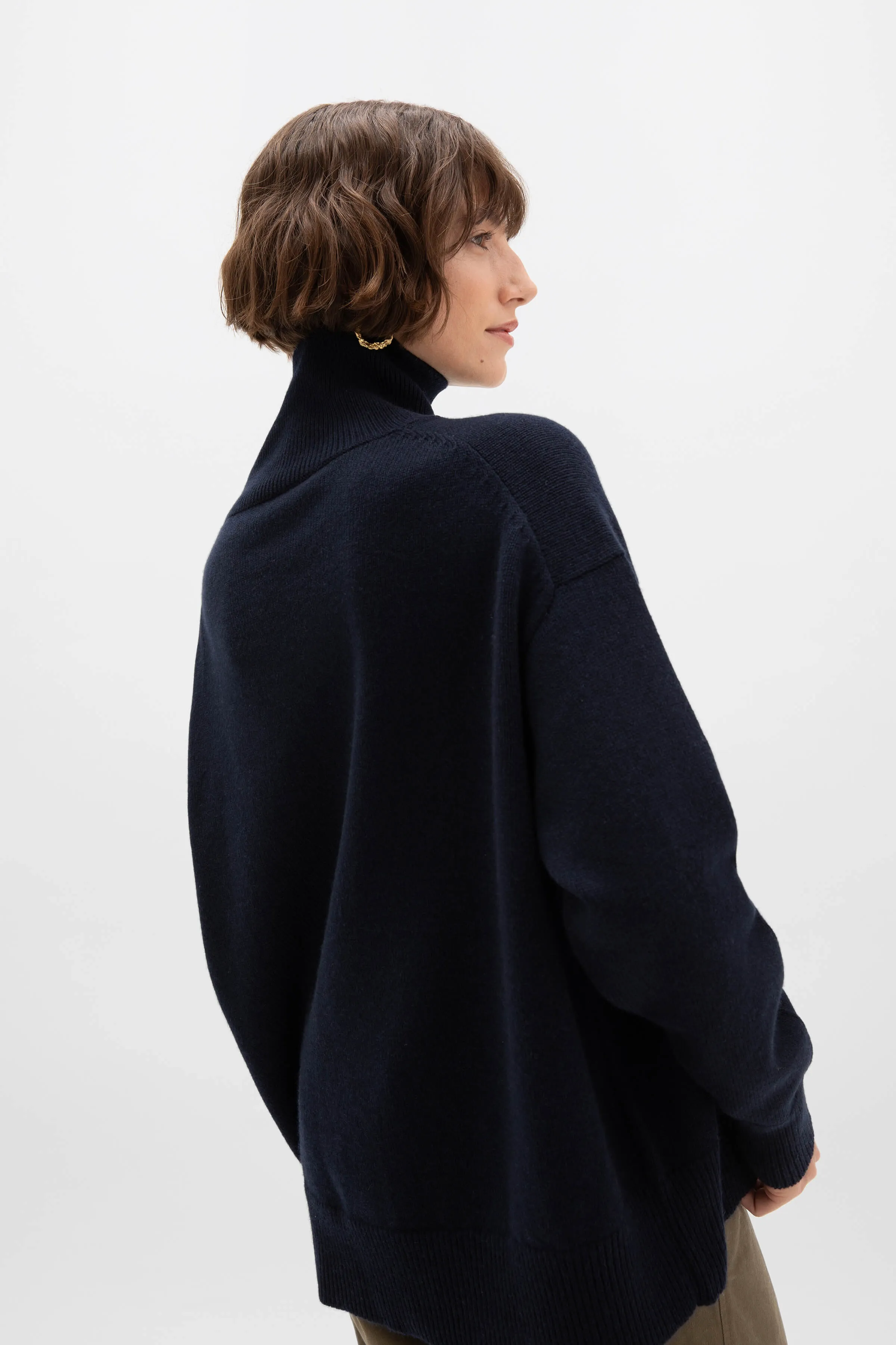 Slouchy Cashmere Roll Neck