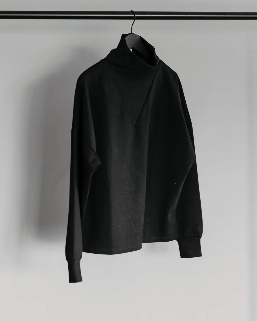 Sweden Sweater | Black