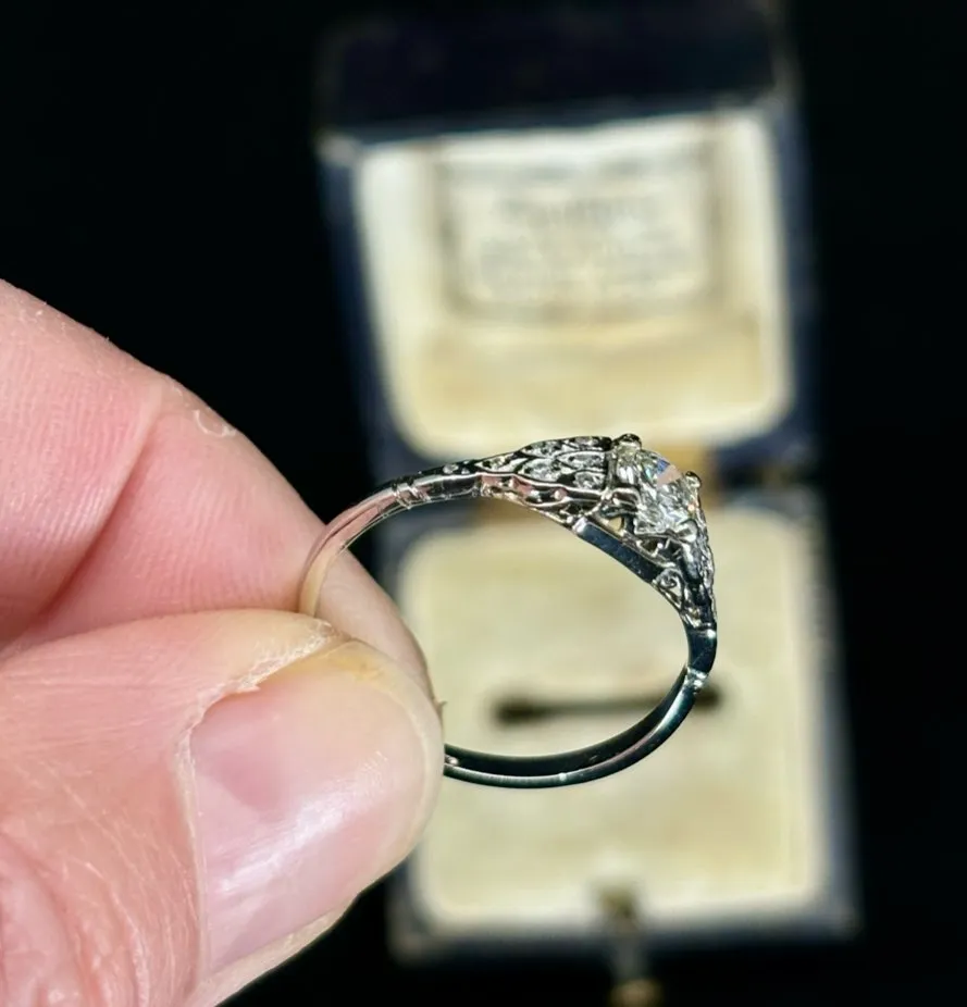 Vintage 1950s Platinum Diamond Ring